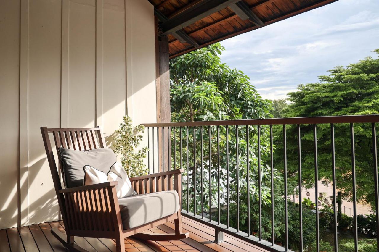 Sala Lanna Chiang Mai Hotel Bagian luar foto